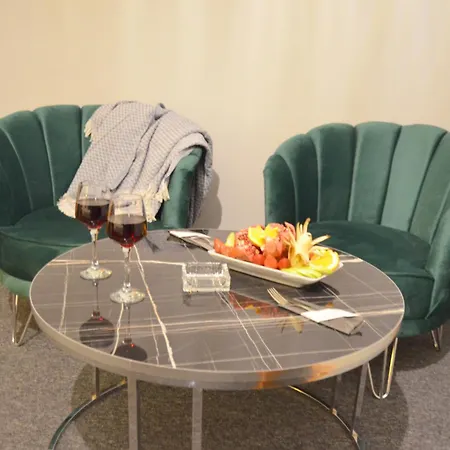 Rosse アパートホテル *